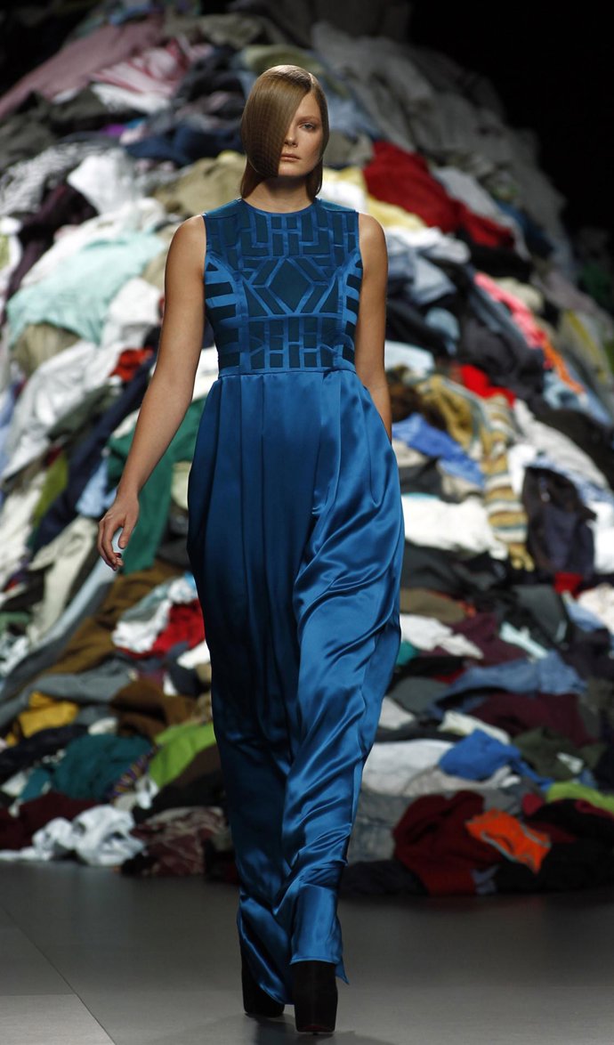 Modelo de Davidelfín en Cibeles