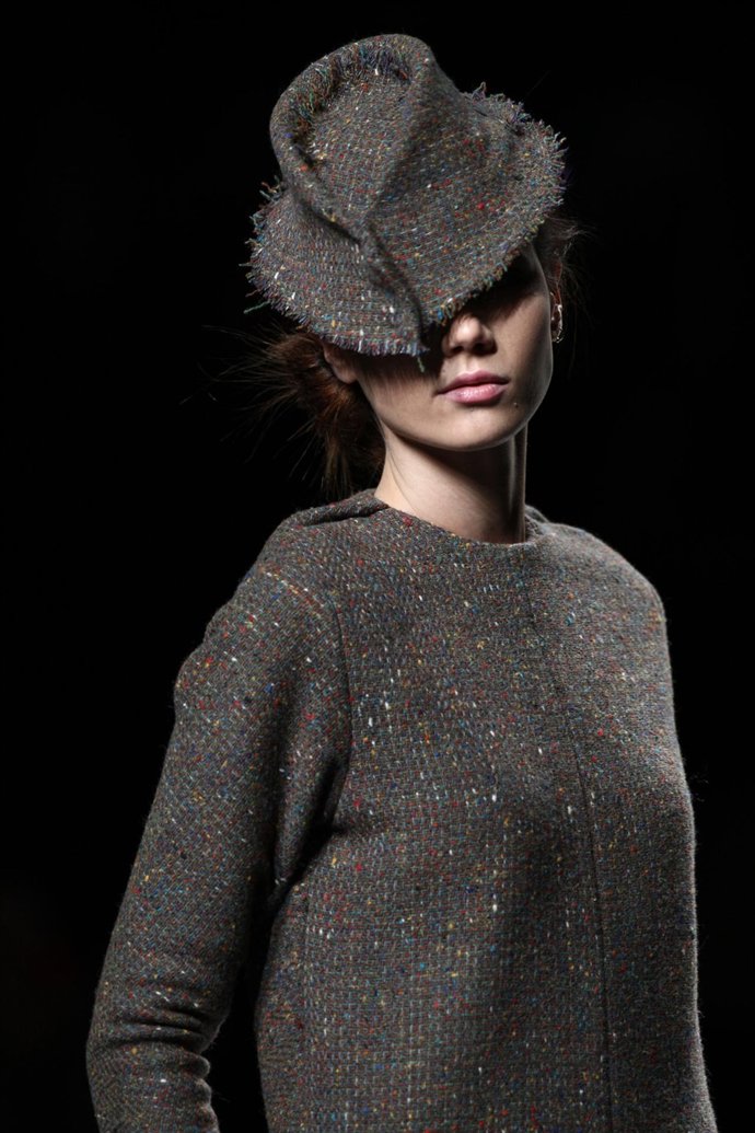 Modelo de Juanjo Oliva en Cibeles