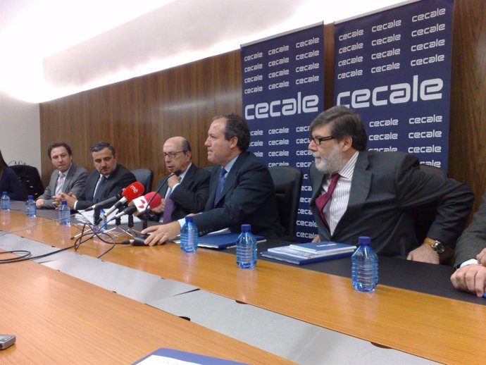 Reunión de empresarios portugueses y de Castilla y León en Valladolid.