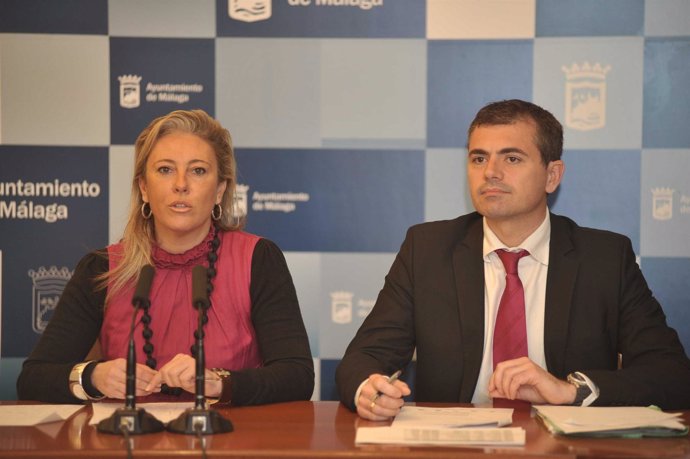 Carolina España y Julio Andrade en la presentación del II Foro de Ciudades Euro-