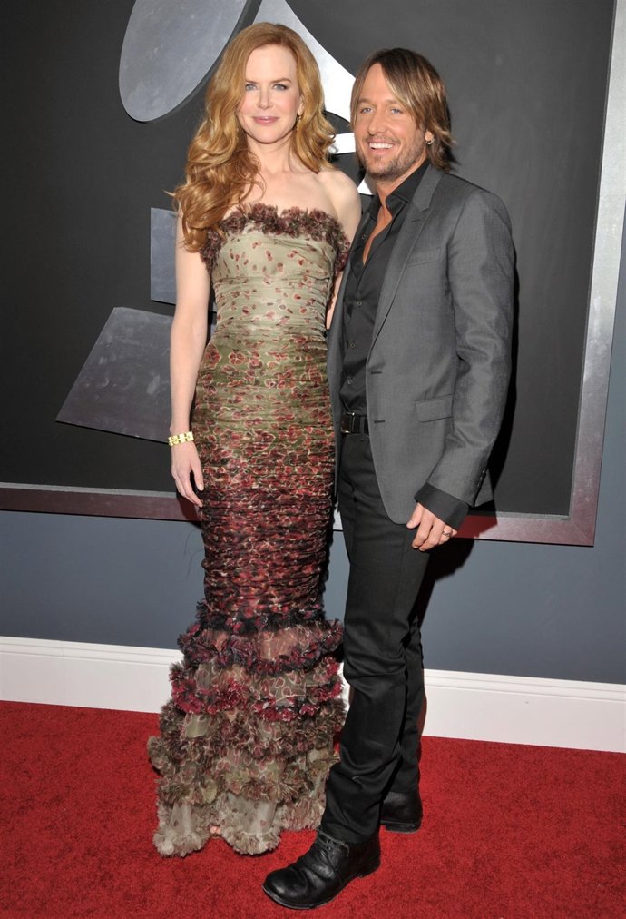 Actress Nicole Kidman and singer Keith Urban arrive at The 53rd Annual GRAMMY Aw