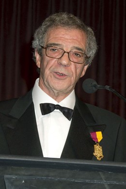 CÉSAR ALIERTA