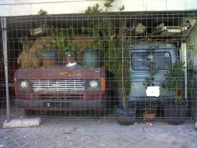 Uno de los "parking" de Palomeras