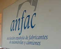 CiU apoya ahora a Industria 