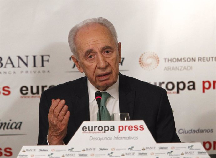 Simon Peres en los desayunos informativos de Europa Press