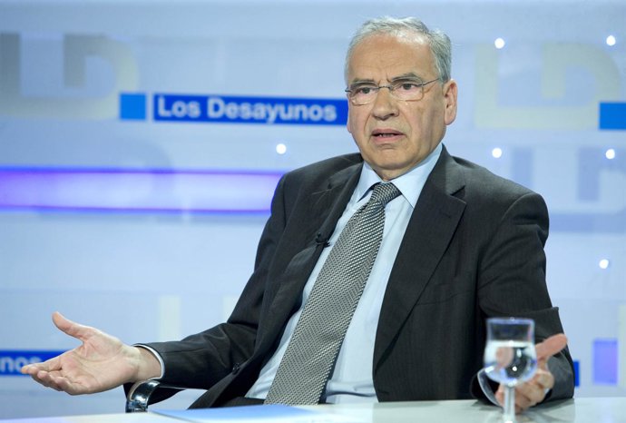 NOTA Y FOTOS. Alfonso Guerra En TVE: "La Clave De La Trama Civil Está En Las Cin