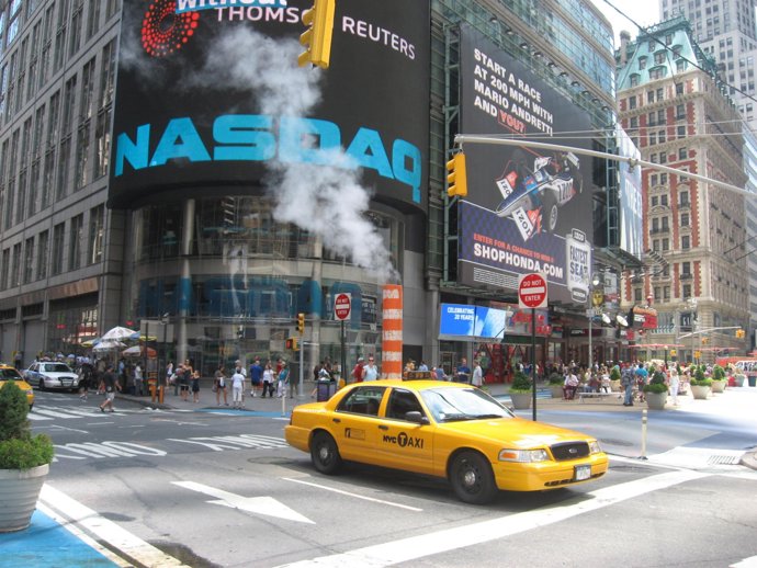 Cartel del Nasdaq en Times Square