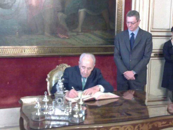 Gallardón y Shimon Peres se reúnen en Madrid