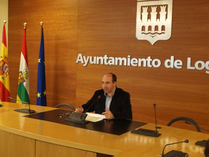 El portavoz municipal, Vicente Urquía