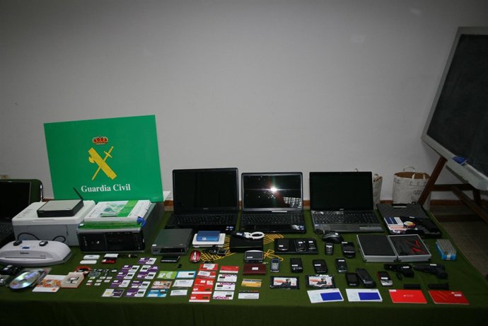 Material intervenido en la operación Botosani