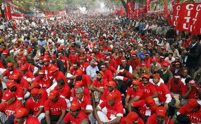 Manifestación de sindicalistas en la India