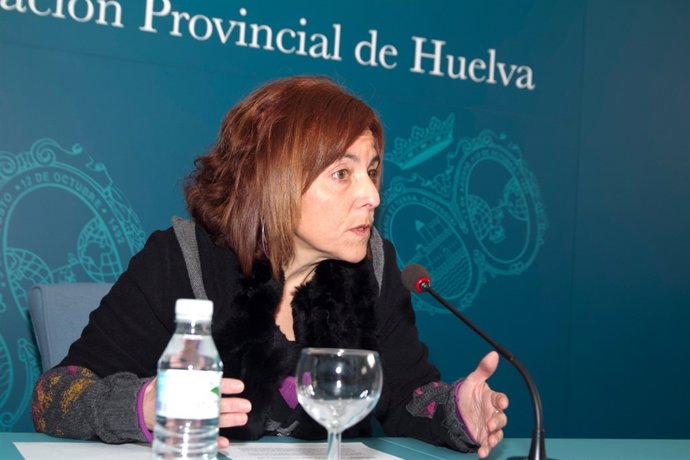 María José Cortil en rueda de prensa.