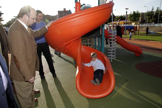 Zona de juegos en el tanque de tormentas.