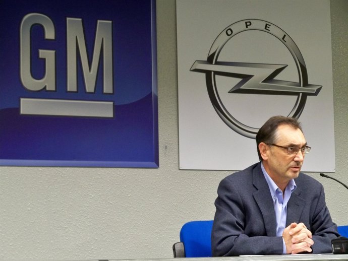 El director de la planta de GM España en Figueruelas, Antonio Cobo