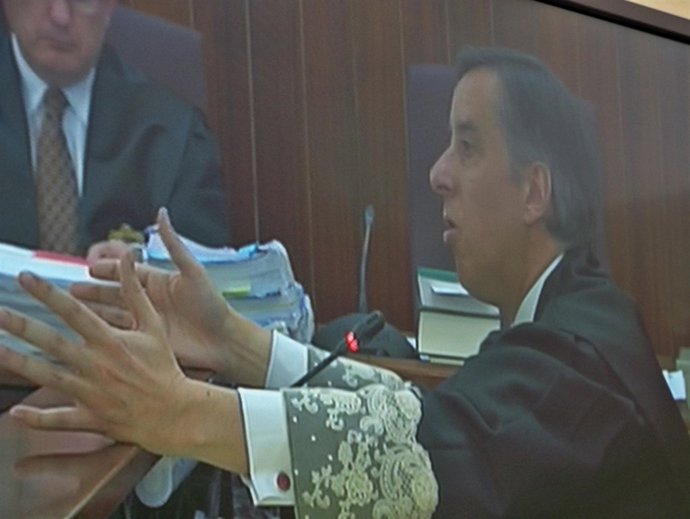 Fiscal del Caso Mari Luz, Alfredo Flores