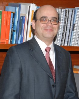 Javier Urzay, Farmaindustria