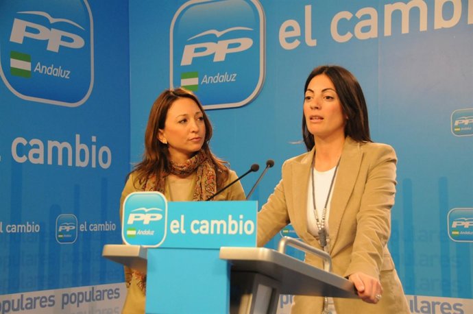 Patricia Navarro y Rosario Soto