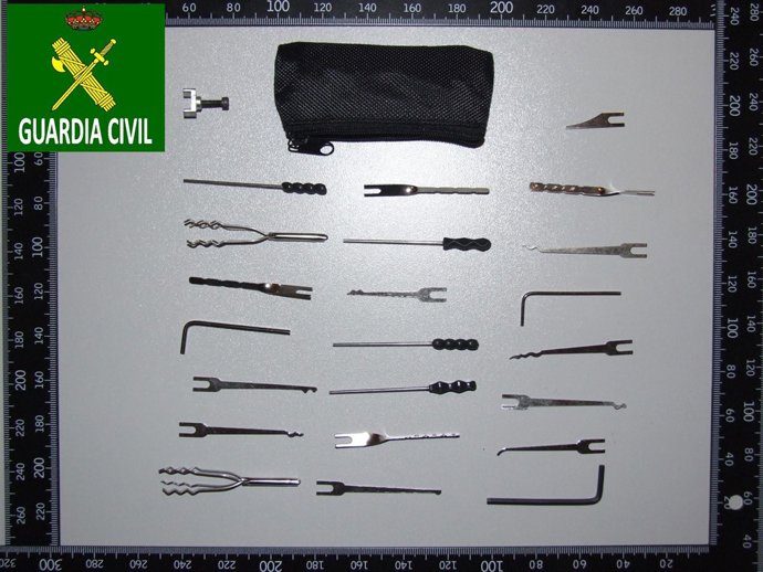 LA GUARDIA CIVIL DETIENE A SEIS PERSONAS POR ROBOS EN CASAS DE LA ALMUNIA