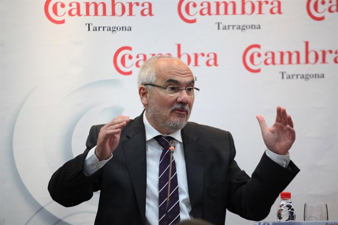 El director general de CatalunyaCaixa, Adolf Todó