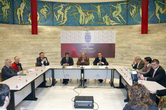 Firma de convenios turísticos