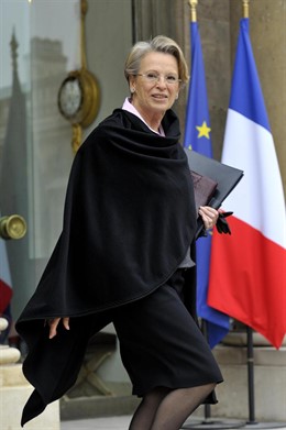 La ministra francesa de Exteriores, Michèle Alliot-Marie