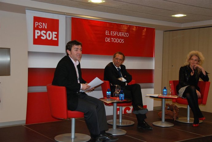 NOTA DE PRENSA, FOTOGRAFÍA Y CORTES DE AUDIO DEL ACTO PRESENTACIÓN JORNADA DE ED