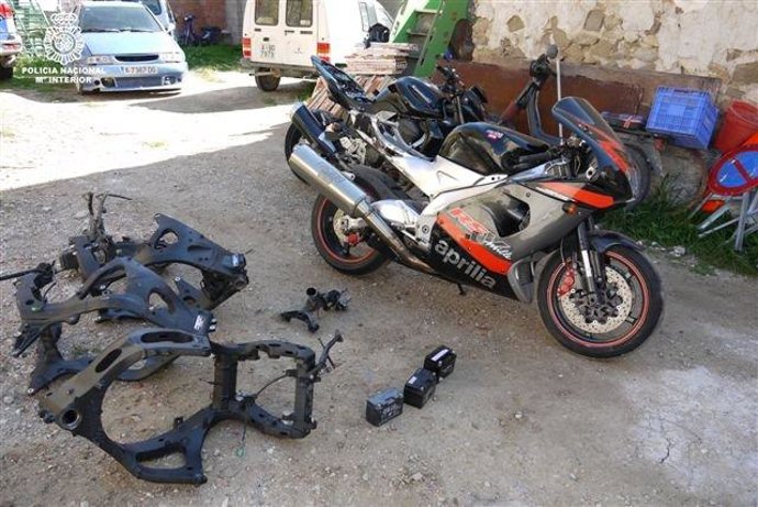 Material incautado por la Policía.