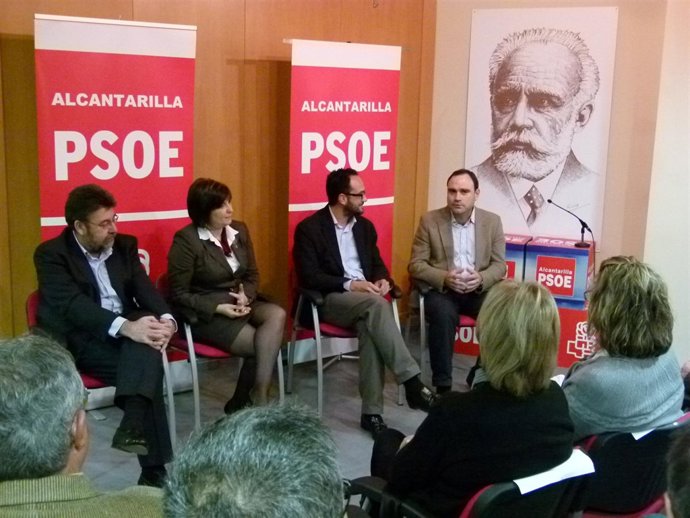 El secretario de Ciudades y Política Municipal del PSOE, Antonio Hernando, en Al