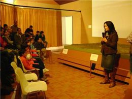 La directora general de Turismo, Ana Parralejo, en la inauguración de Fotofio