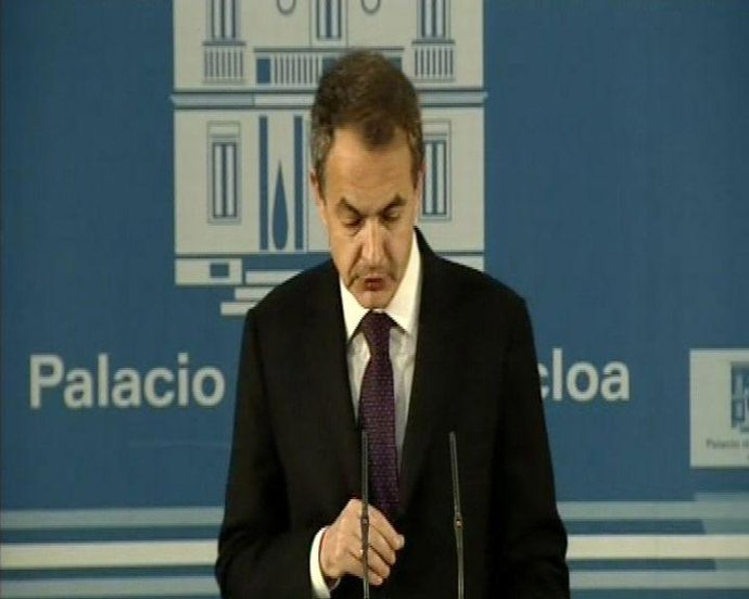 Zapatero convoca al gabinete de crisis