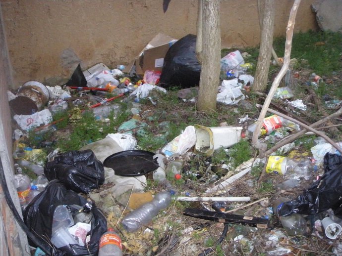Vertederos incontrolados en Benavente (Zamora).