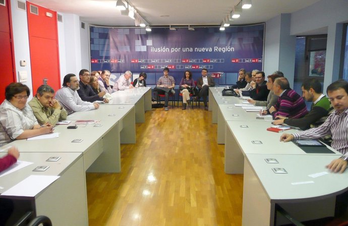 Imagen de la reunión en la sede del PSRM