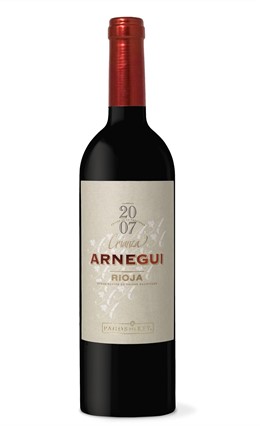 Botella de uno de los vinos premiados