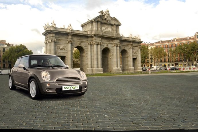 Connect By Hertz Celebra Junto Al Consorcio Regional De Transportes De Madrid El