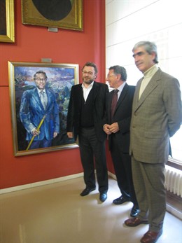 El ex-alcalde Julio Revuelta, junto a Tomás Santos