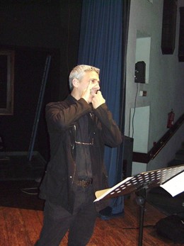 Rogelio Botanz ofrecerá en las Antípodas una muestra de silbo gomero