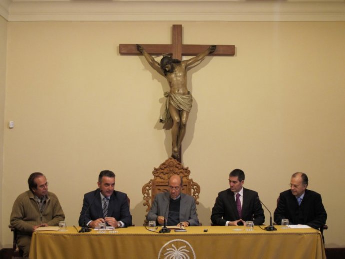 Foto Firma Contrato Obras Catedral