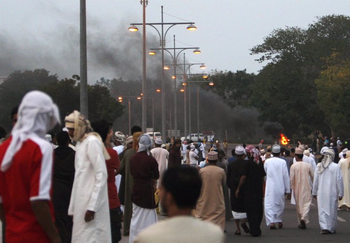 Manifestantes antigubernamentales en Omán