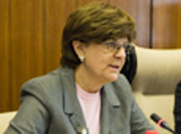 Josefina Cruz, consejera de Obras Públicas y Vivienda