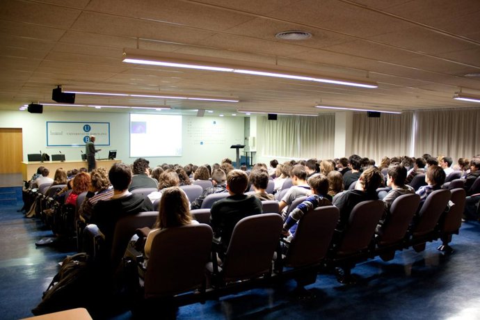 Masterclass Hands on Particle Physics de 2010 en la UB