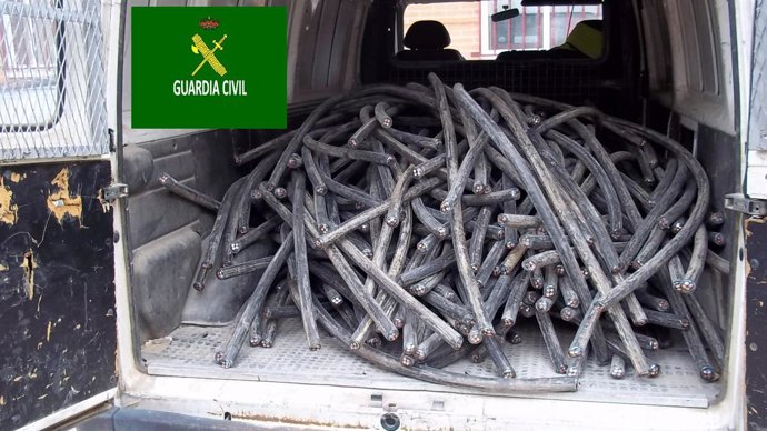 LA GUARDIA CIVIL RECUPERA DOS MIL KILOS DE CABLE DE COBRE QUE HABIAN SIDO ROBADO