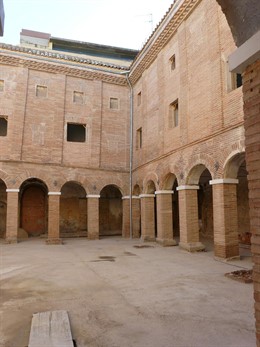 Patio del Seminario de Nobles de Calatayud