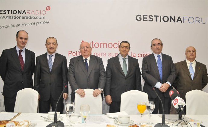 Directivos del automóvil