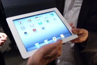 El iPad 2 llegará también en blanco "desde el primer día"