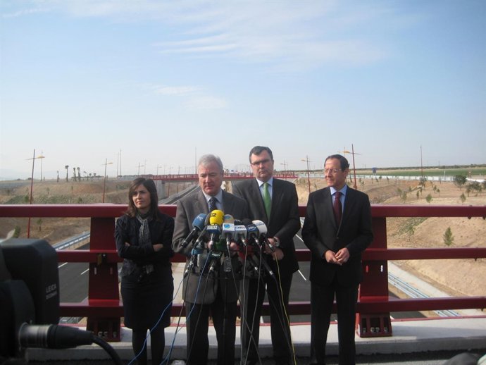 Inauguración de la autovía de acceso al aeropuerto