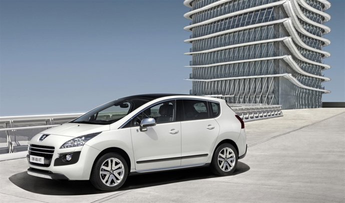 Edición limitada del Peugeot 3008 HYbrid4