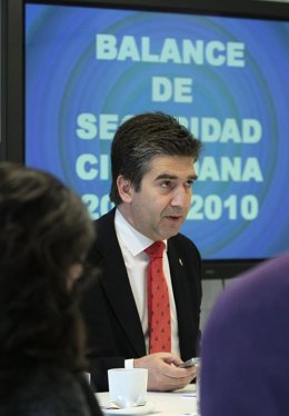 FOTOS DESAYUNO INFORMATIVO IGNACIO COSIDO