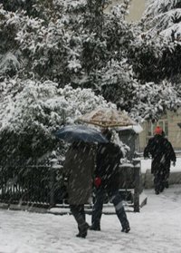 La sierra podría acumular hoy 18 cm de nieve, mientras que en el resto de la región se alcanzarán los 3 cm
