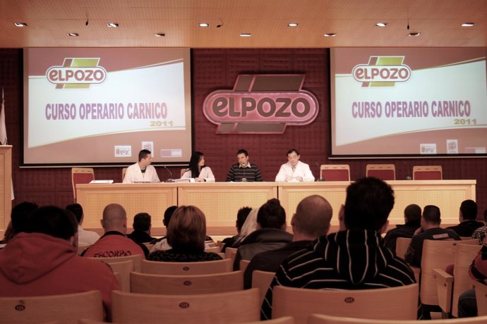 ELPOZO ALIMENTACIÓN formará a 240 desempleados como Operarios Cárnicos 