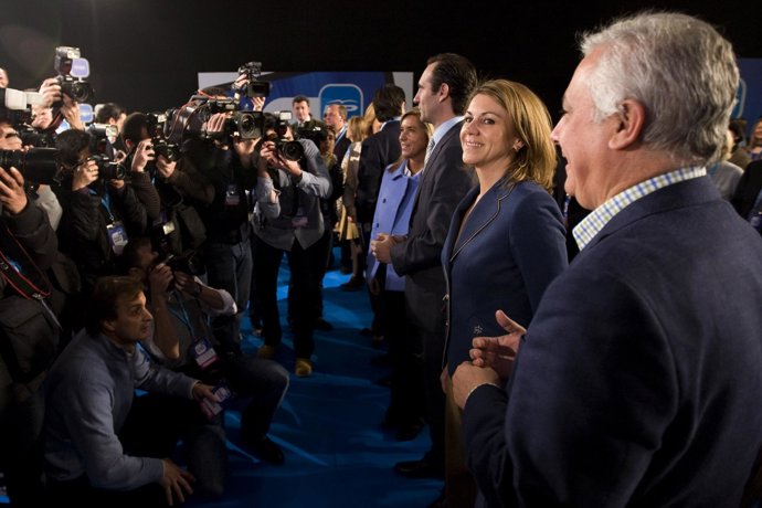 María Dolores de Cospedal en convención en Palma